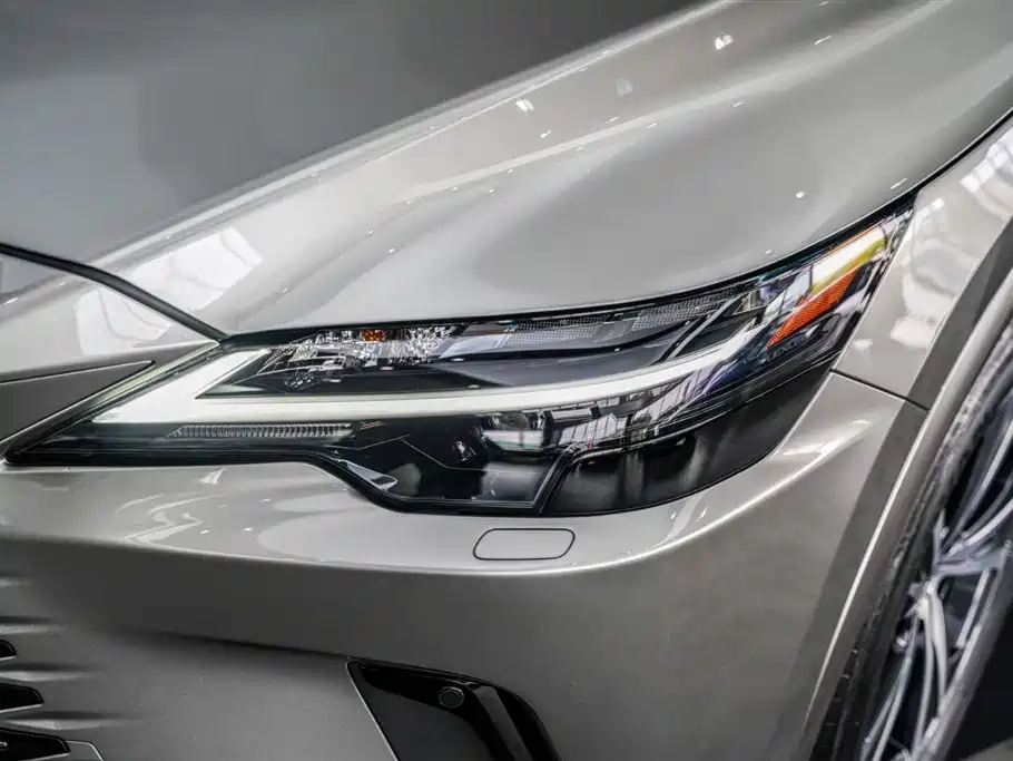Lexus RX 2025