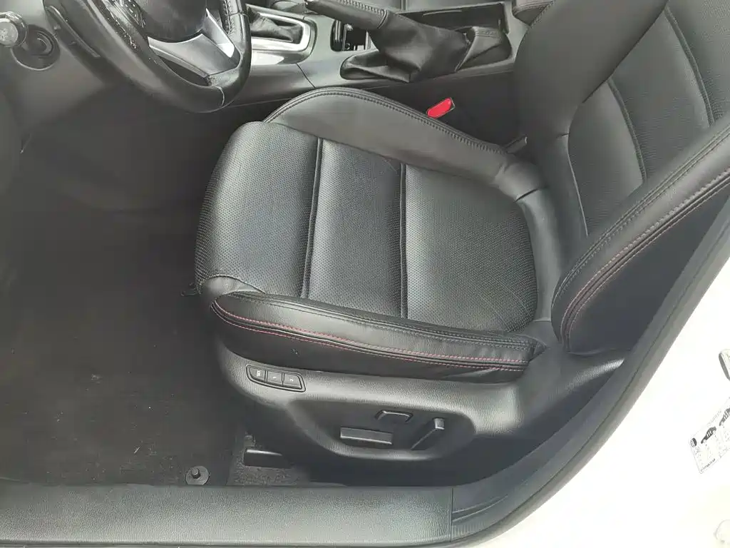 Mazda Atenza — миниатюра 20