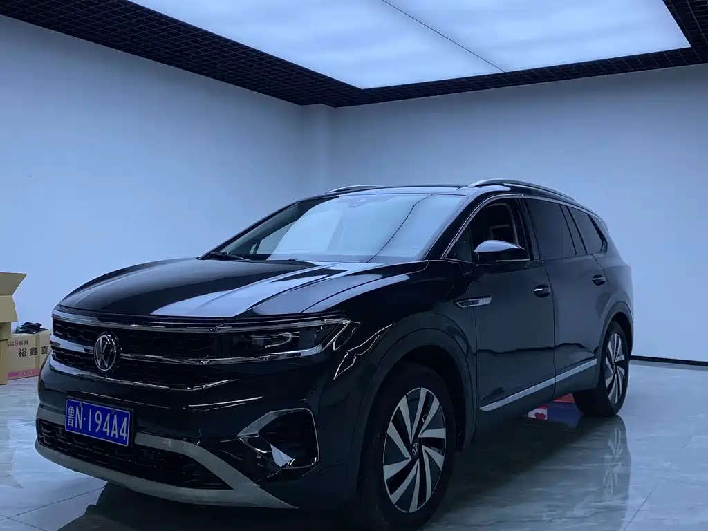 Volkswagen Viloran 2021 380TSI Luxury Pro