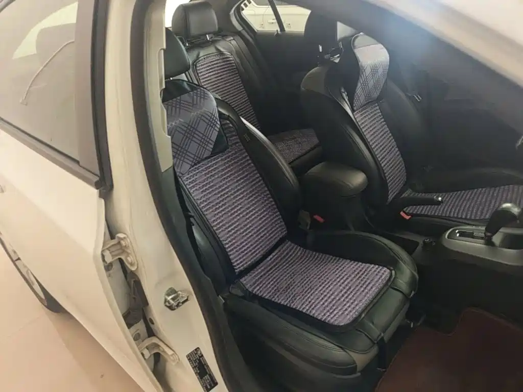 Chevrolet Cruze — миниатюра 25