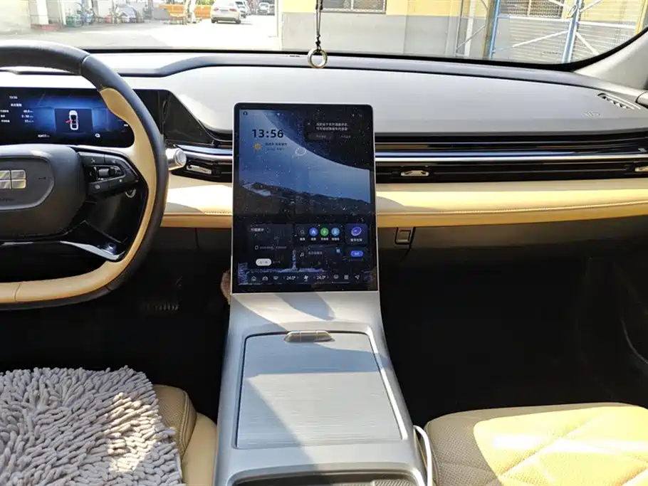 GEELY GALAXY GALAXY L6