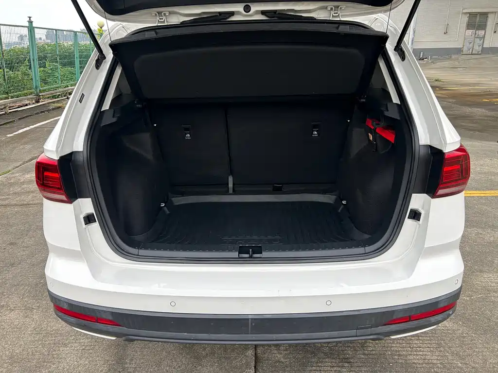 Volkswagen Tharu — миниатюра 14