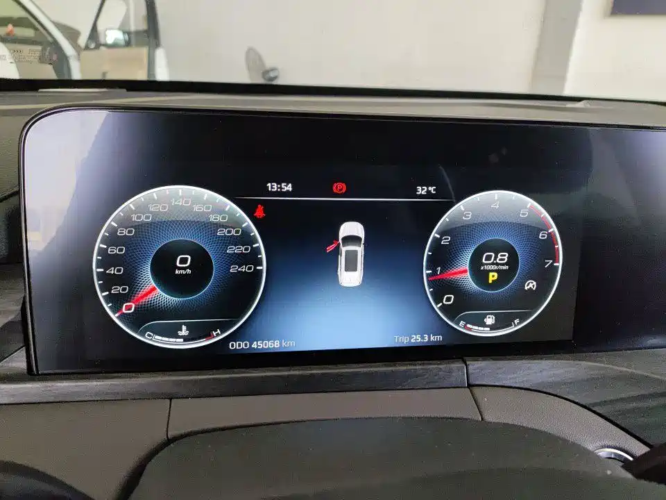 Ford Equator — миниатюра 3