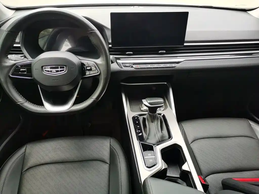 Geely Emgrand — миниатюра 10