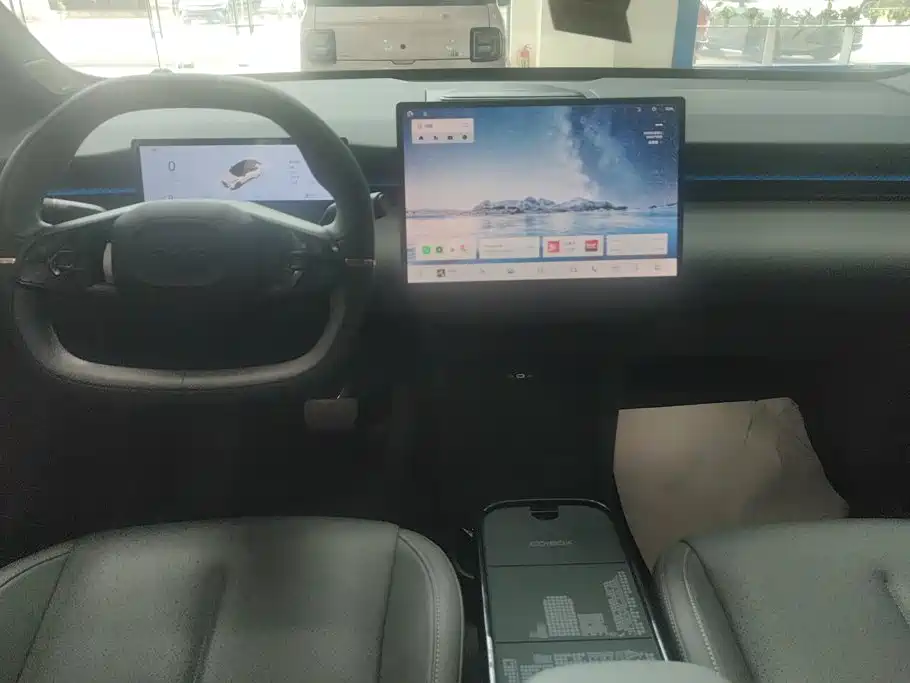 Lynk & Co Z20 — миниатюра 12