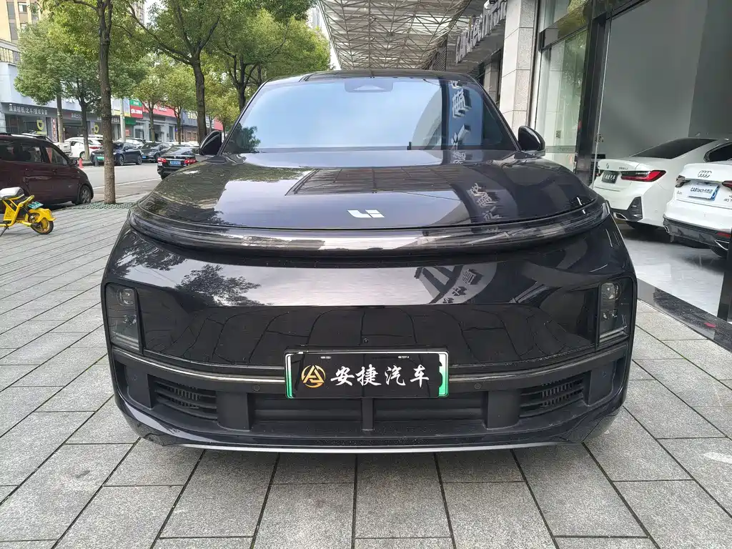 Li Auto IDEAL L8