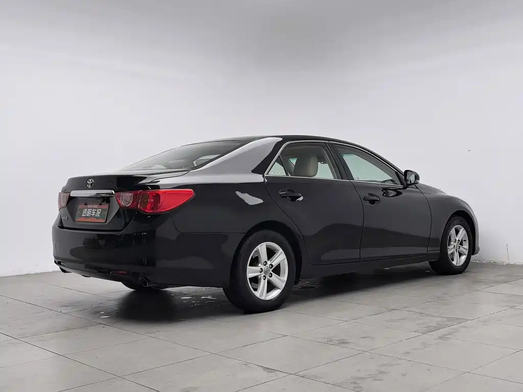 Toyota Reiz — миниатюра 2