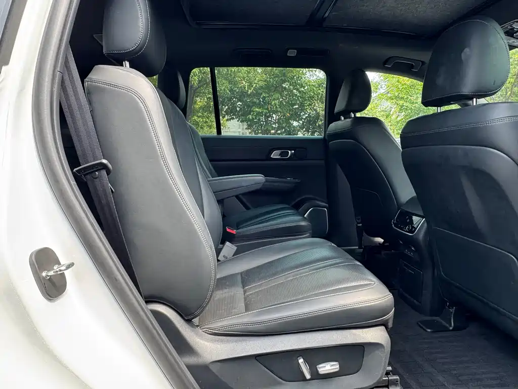 Li Auto Li ONE — миниатюра 13