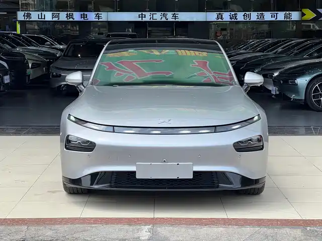 2022 Xpeng P7