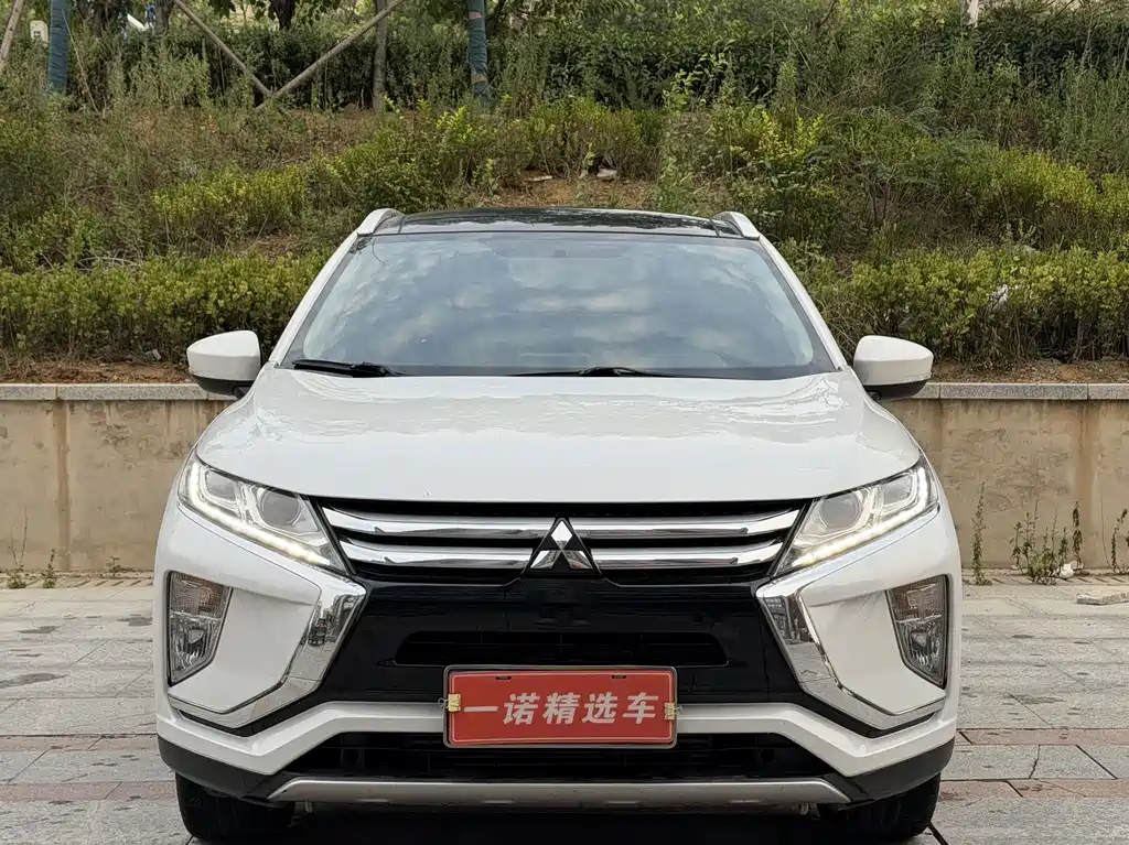 Mitsubishi Eclipse Cross — миниатюра 3