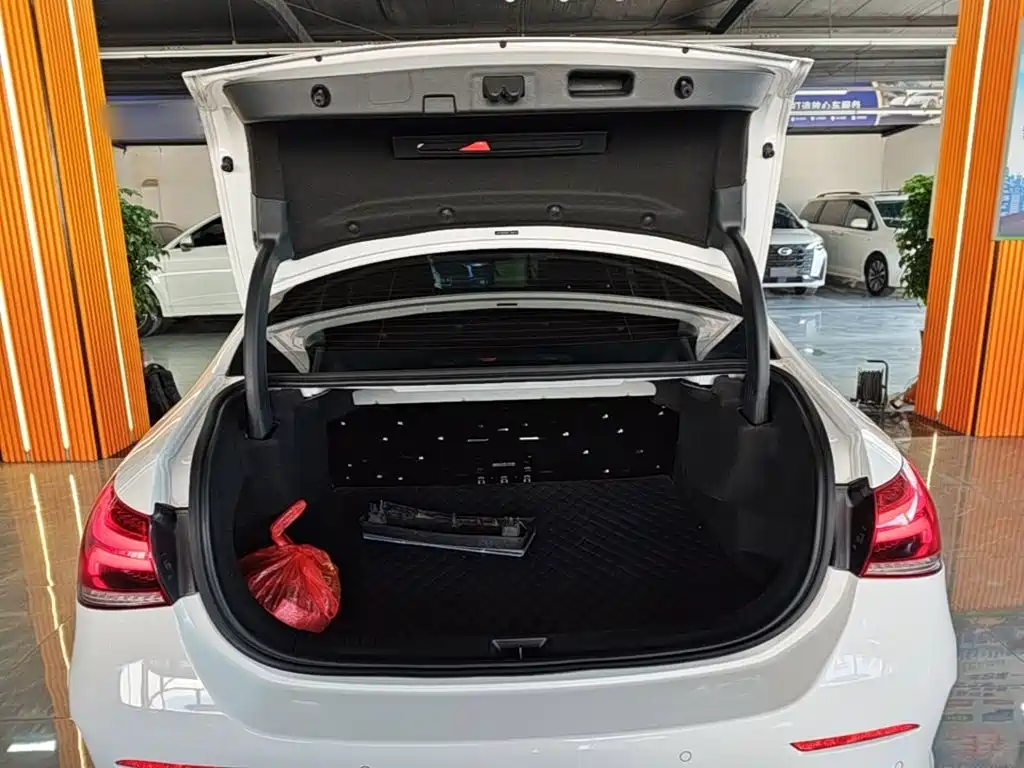 Mercedes-Benz A-Class — миниатюра 19