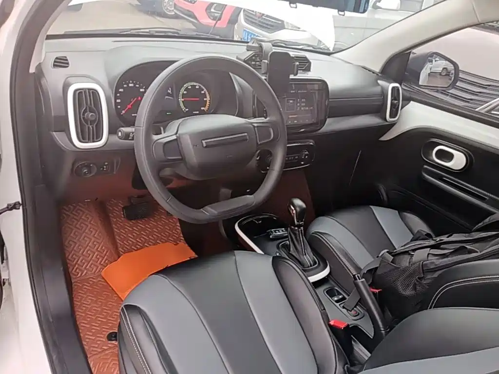 Roewe Clever — миниатюра 10