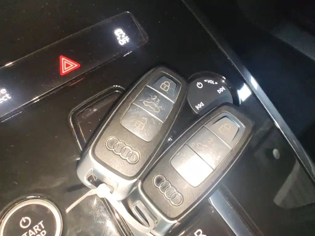 Audi Q4 e-tron — миниатюра 9