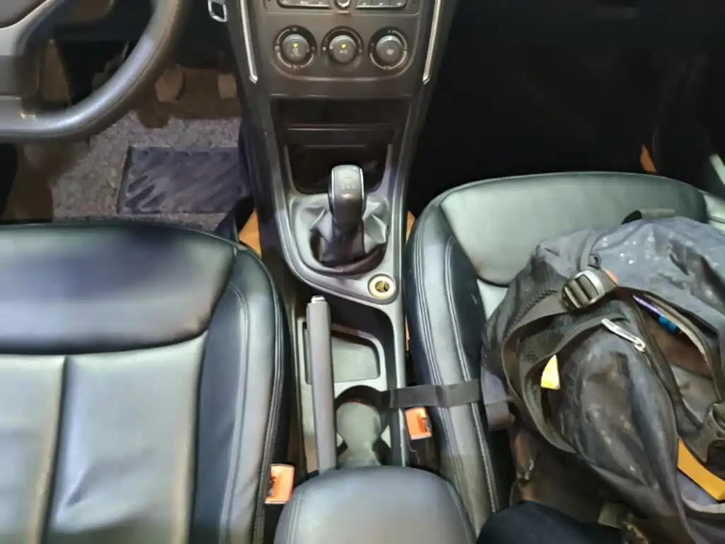 Peugeot 308 — миниатюра 14
