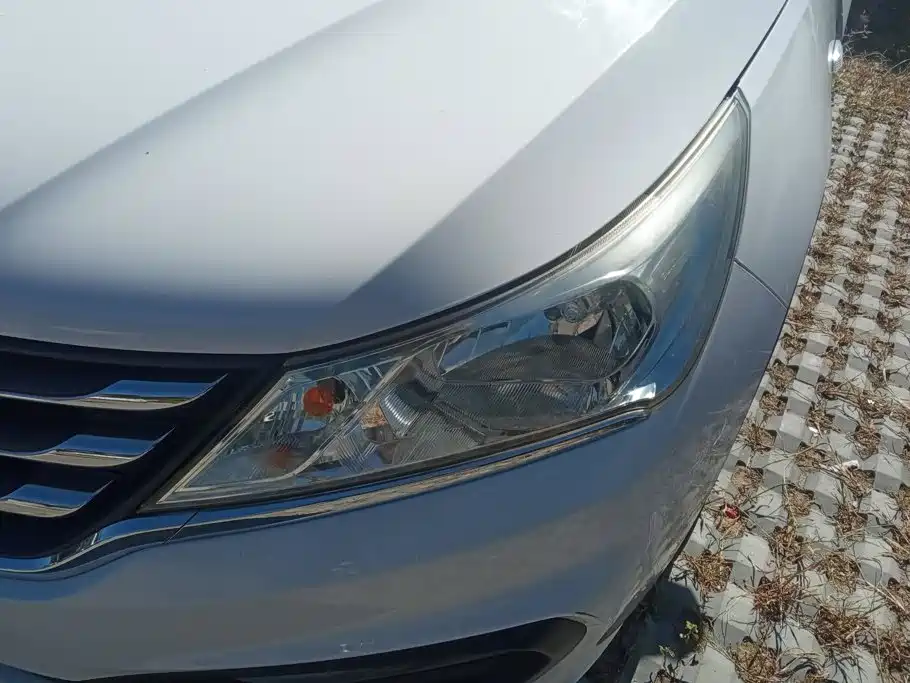 Baojun 310 — миниатюра 5