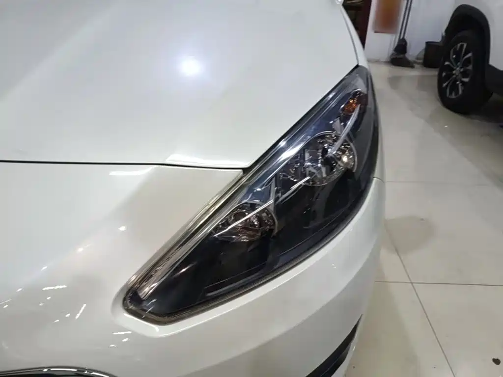 Peugeot 308 — миниатюра 24