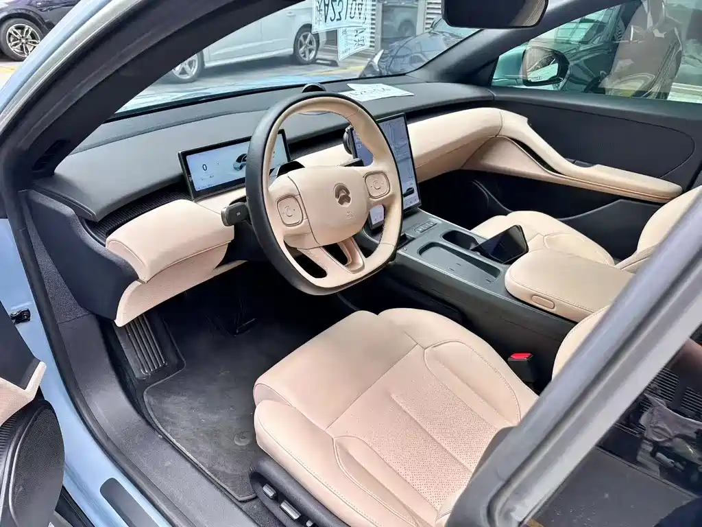 NIO ET5T — миниатюра 4