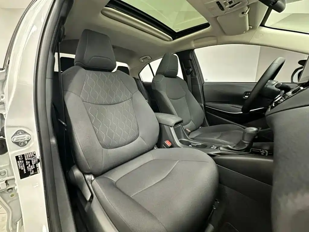 Toyota Corolla — миниатюра 8