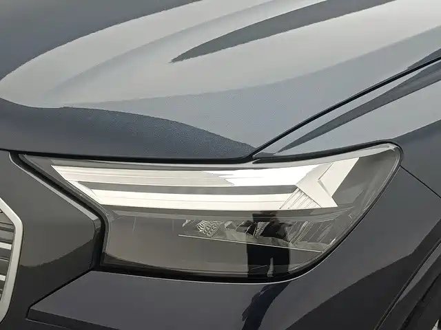 Audi Q4 e-tron — миниатюра 8