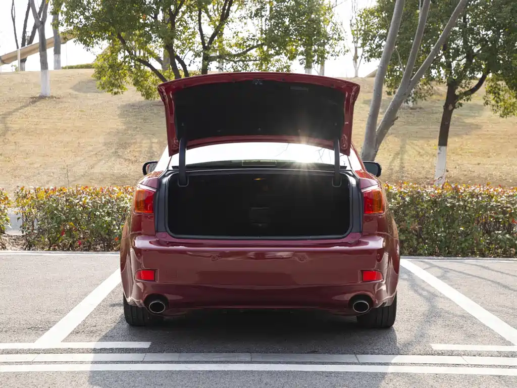 Lexus IS — миниатюра 7