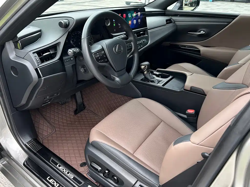 Lexus ES — миниатюра 8