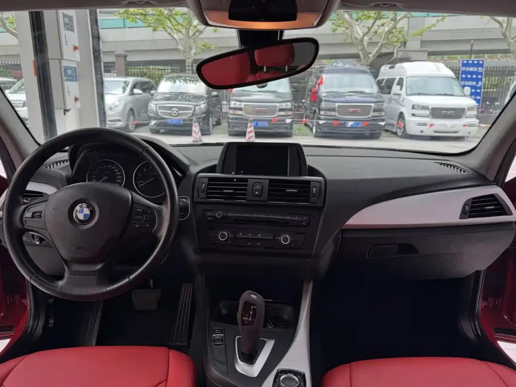 BMW 1 Series (Import) — миниатюра 4