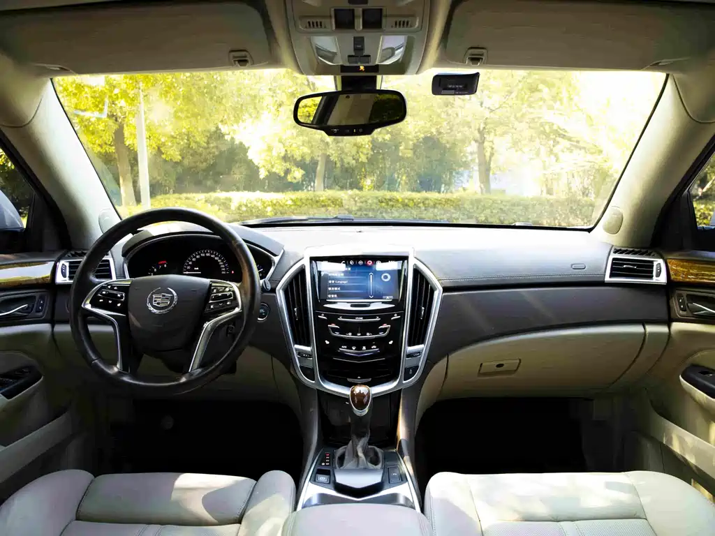 Cadillac SRX — миниатюра 29
