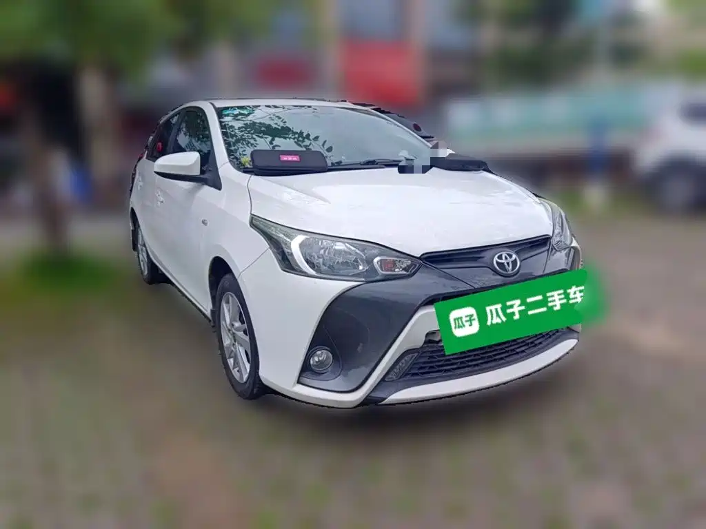 Toyota Yaris L — миниатюра 3