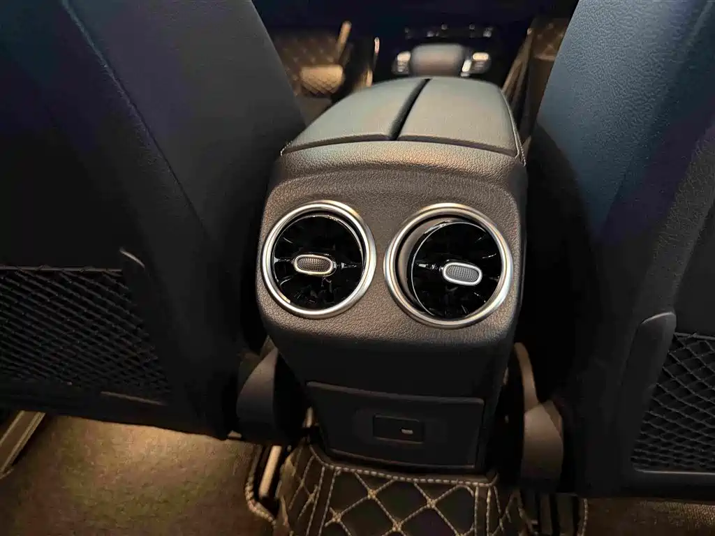 Mercedes-Benz A-Class — миниатюра 14