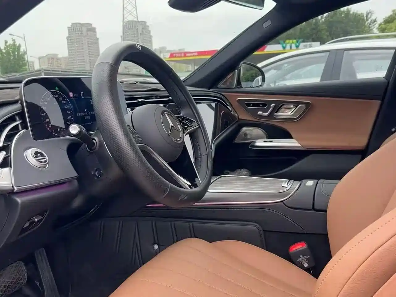 Mercedes-Benz E-Class 2026 Черный из Китая, фото 6