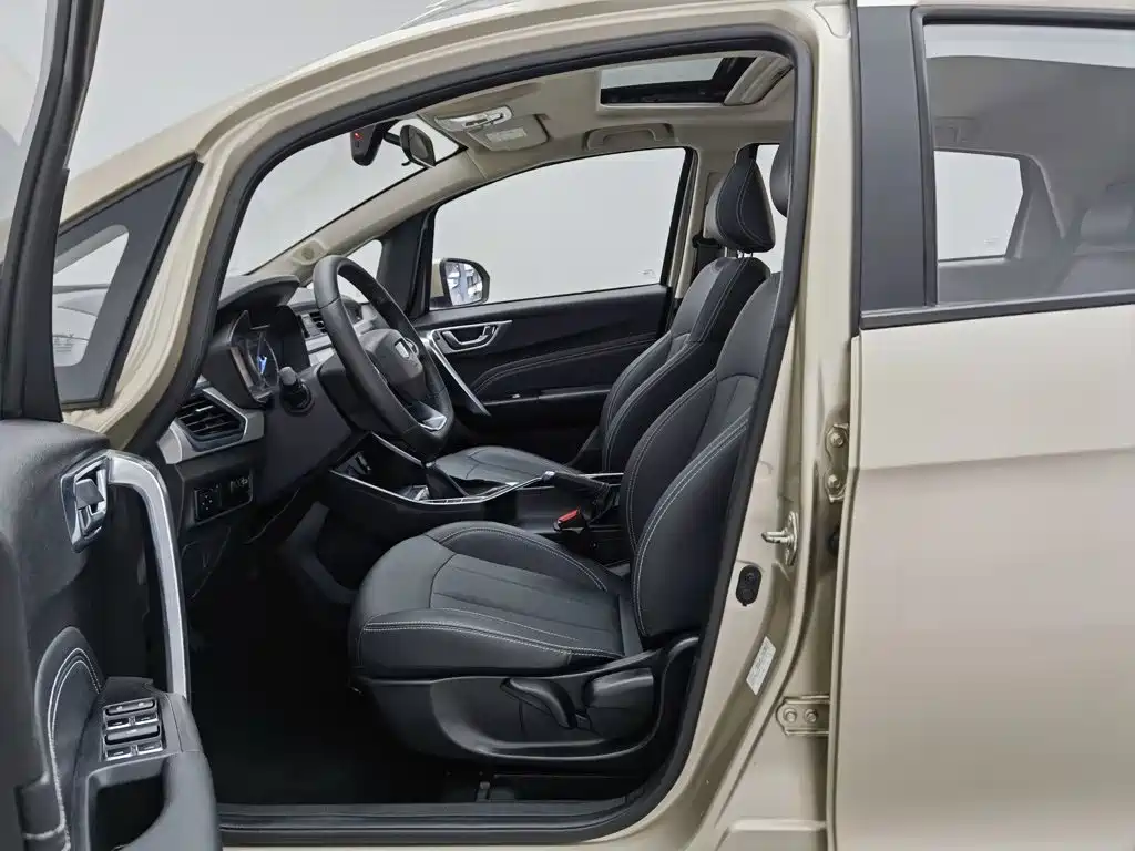 Geely Vision X3 — миниатюра 10