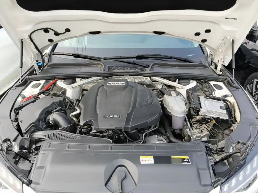Audi A4L — миниатюра 20