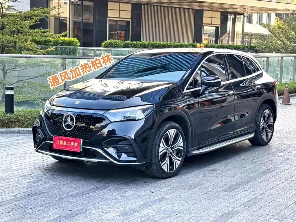 Mercedes-Benz EQE SUV