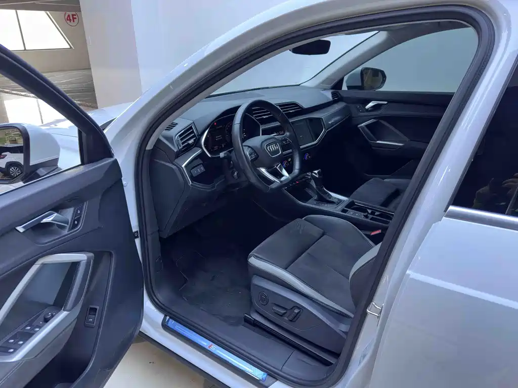 Audi Q3 — миниатюра 9