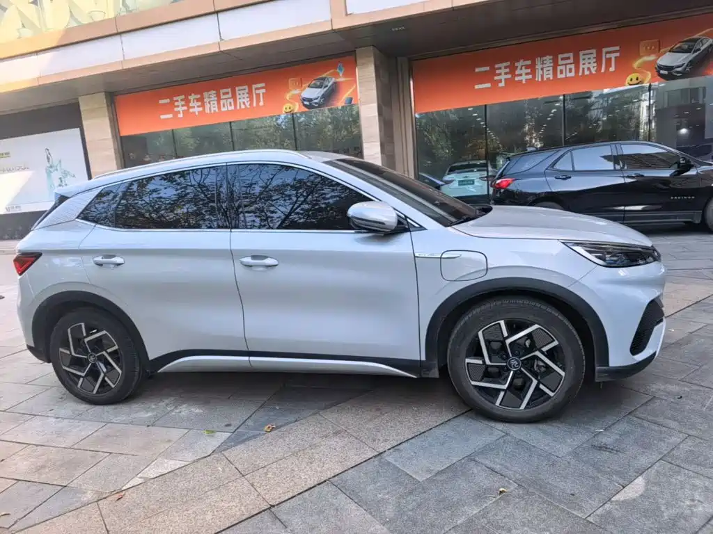 BYD Yuan Plus — миниатюра 26