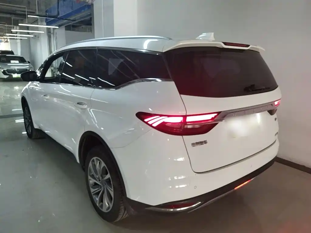 Geely Jia Ji — миниатюра 5