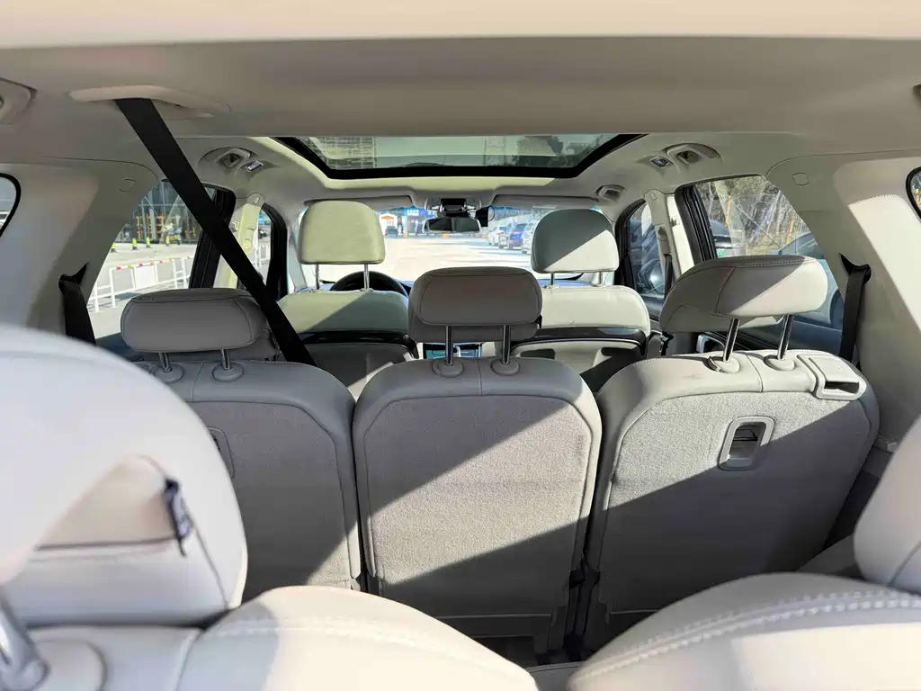 GEELY AUTOMOBILE JIAJIE