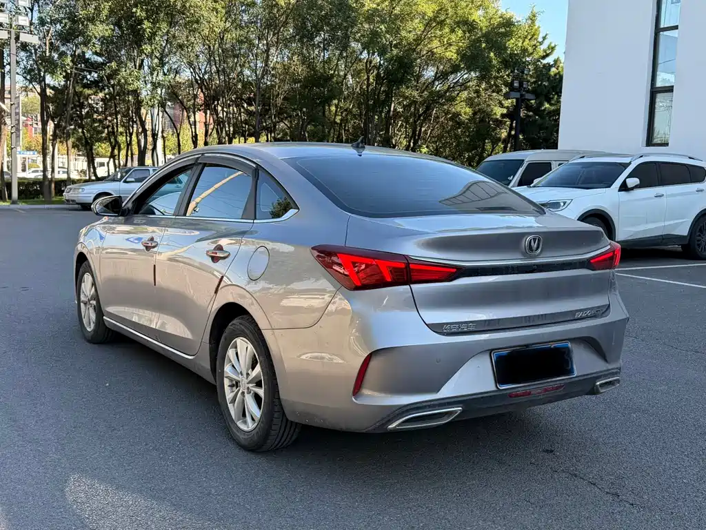 Changan Eado DT — миниатюра 9