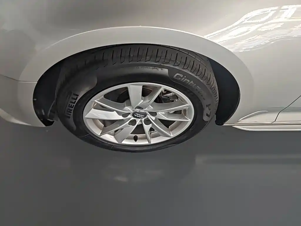 Audi A4L — миниатюра 23