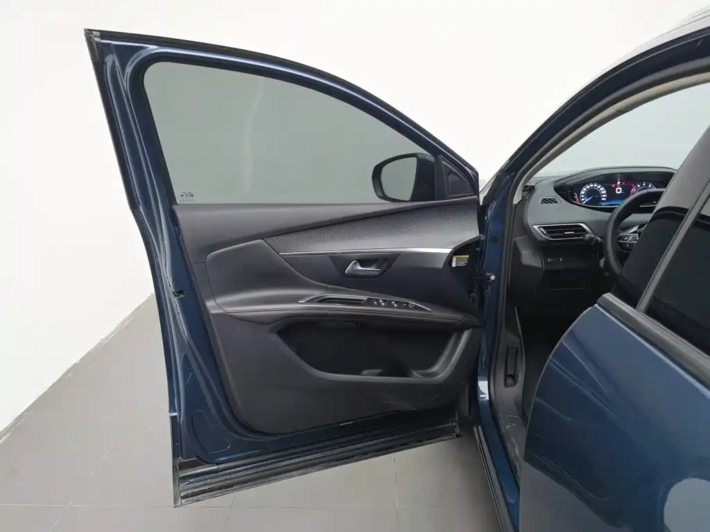 Peugeot 5008 — миниатюра 8