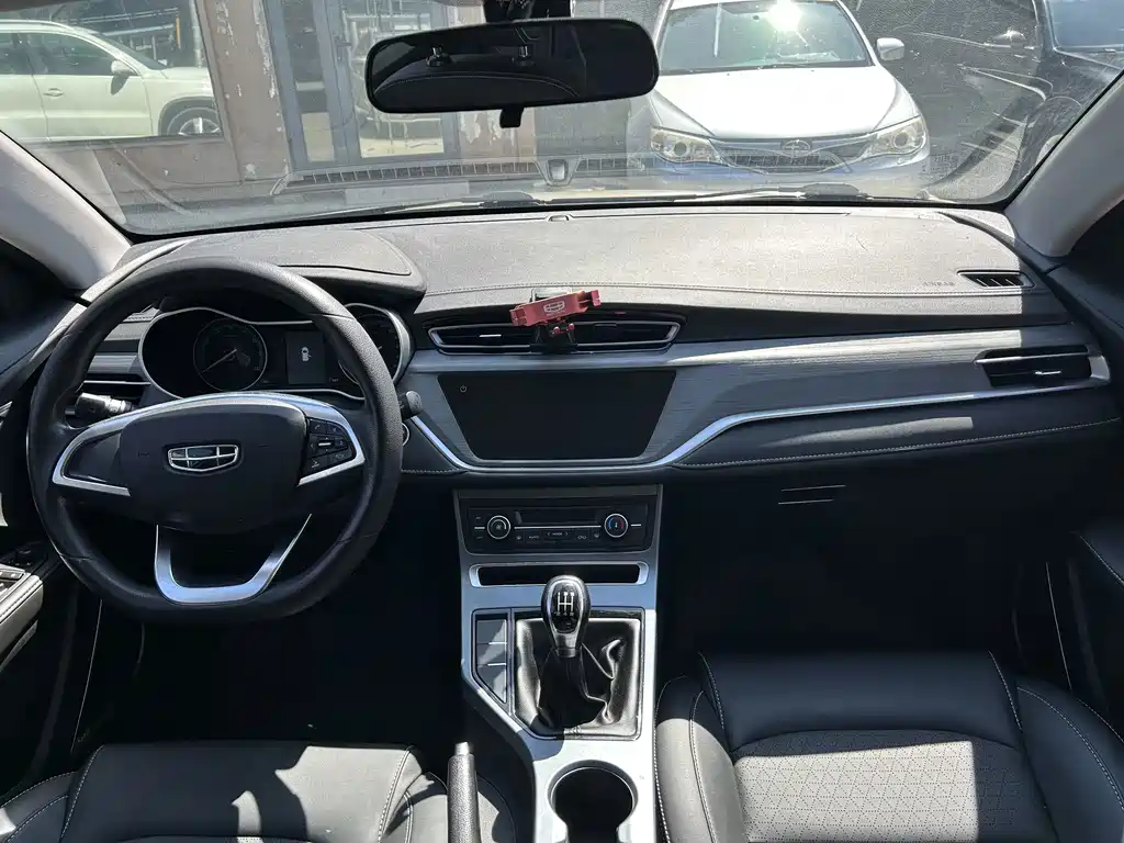 Geely Emgrand — миниатюра 4