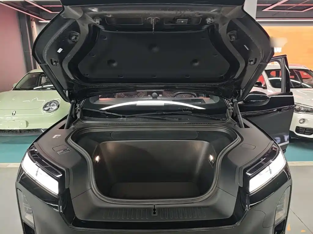 NIO ES8 — миниатюра 20