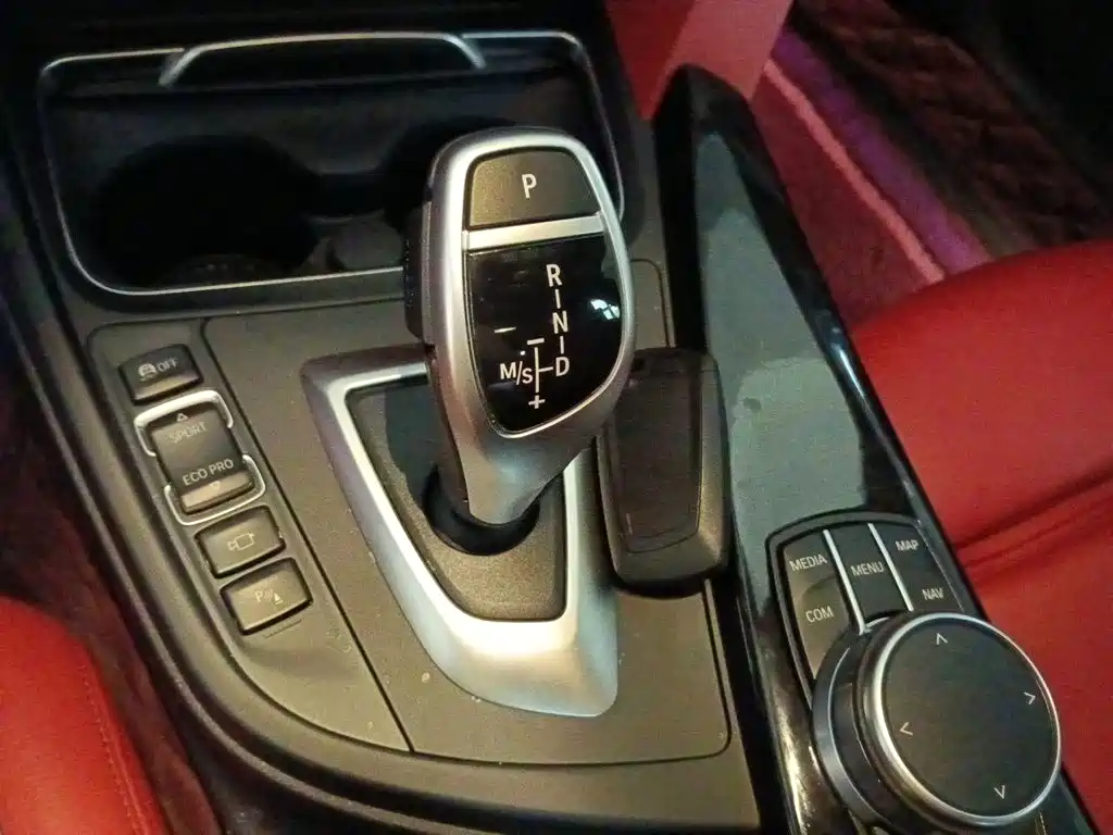 BMW 4 Series — миниатюра 10