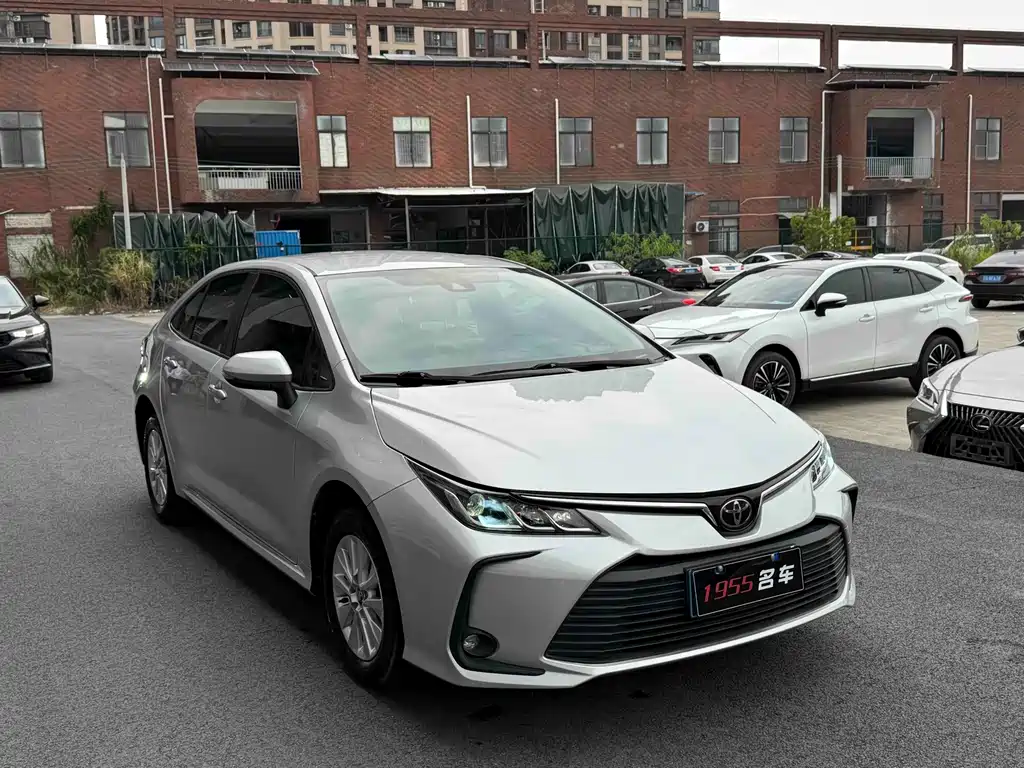 Toyota Corolla — миниатюра 3