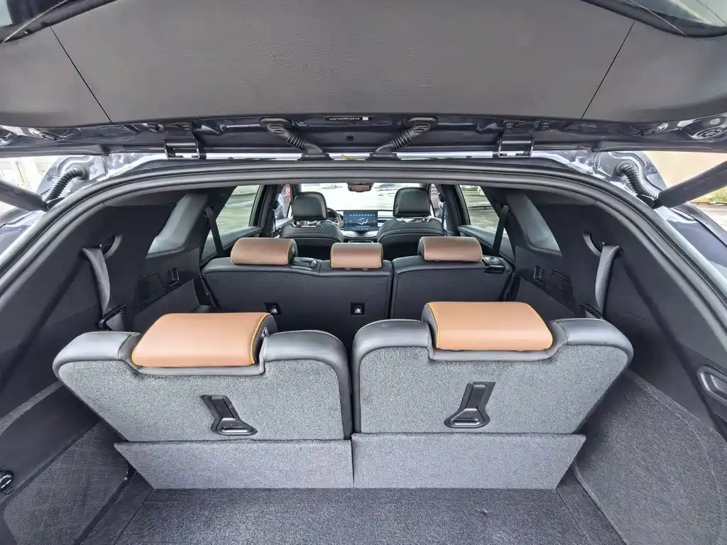 BYD Tang New Energy — миниатюра 4