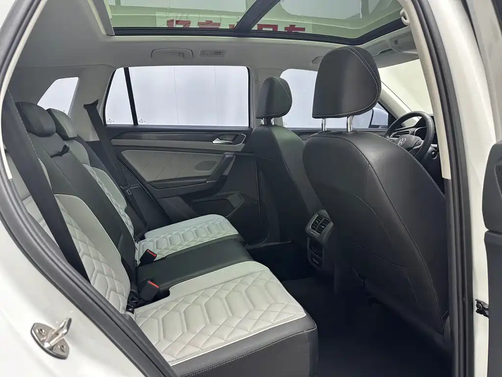 Volkswagen Tayron — миниатюра 6