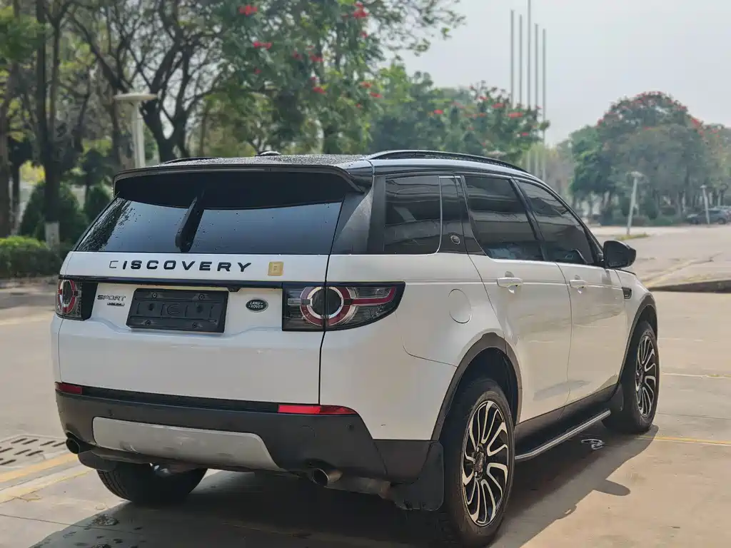 Land Rover Discovery Sport 2016 2.0T HSE
