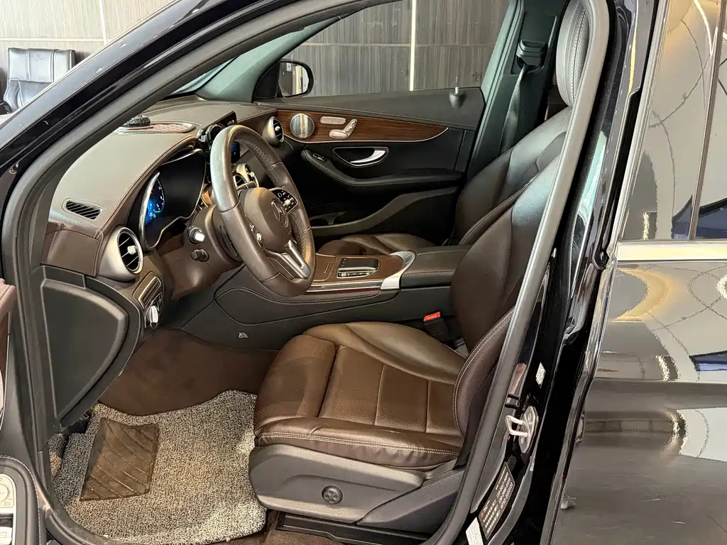 Mercedes-Benz GLC — миниатюра 7