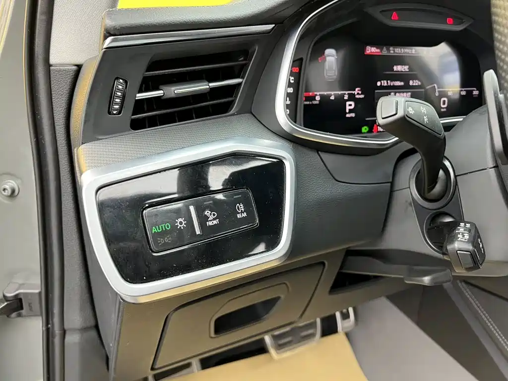 Audi A6 (Import) — миниатюра 26