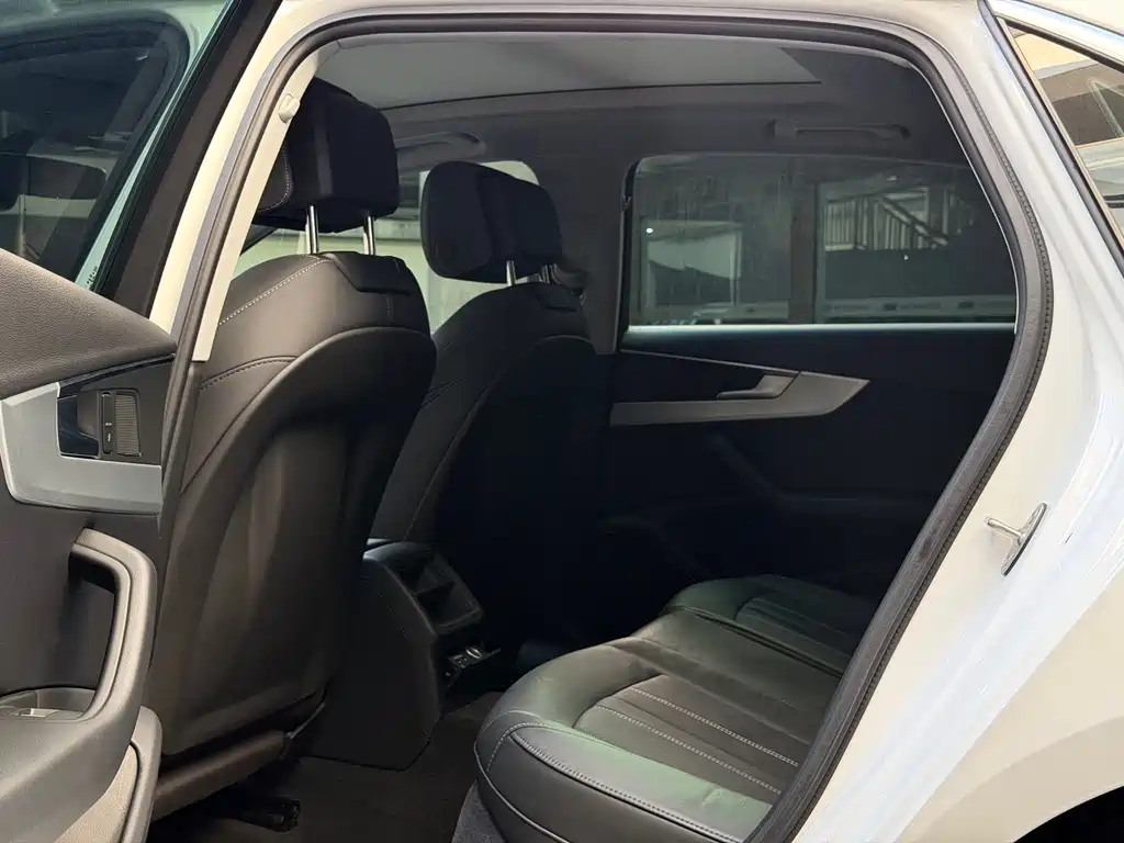 Audi A4L 2020 40 TFSI Fashion